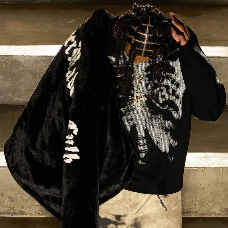 Skeleton scan knitt sweater